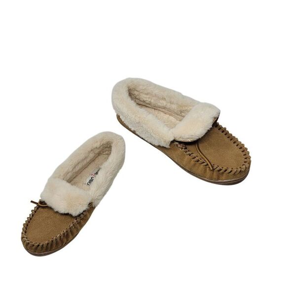 Minnetonka Womens Tan Suede Moccasin Slippers Sherpa Faux Fur Lining Sz 9 - Picture 10 of 10